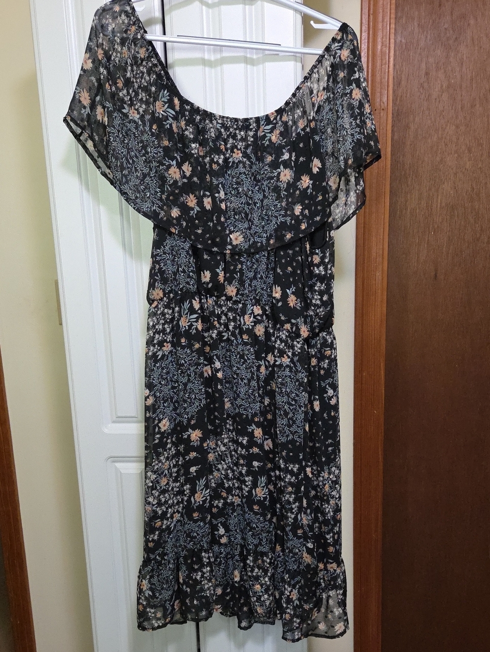 Black Floral Off-Shoulder Midi Dress